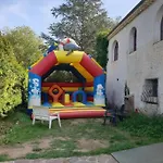 Zecamping 3 Piscine Chauffee Soirees Animees Bar Et Restaurant 营地