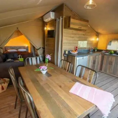 Camping 3 Etoiles - Piscine - Eeebcb *