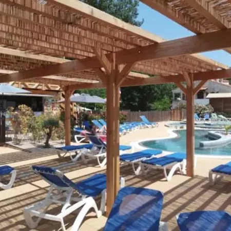 3 Etoiles - Piscine - Eeebcb רוקברון-סור-ארז'נס