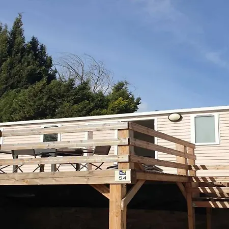 3 Etoiles - Piscine - Eeebcb