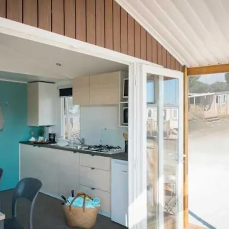 3 Etoiles - Piscine - Eeebcb