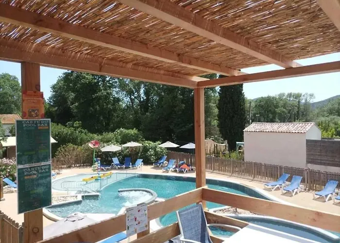 Zecamping 3 Piscine Chauffee Soirees Animees Bar Et Restaurant 로크부른수르알젠스
