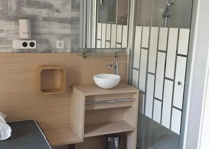 캠프장 Zecamping 3 Piscine Chauffee Soirees Animees Bar Et Restaurant